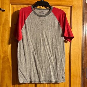American Eagle Outfitters Red and Gray Raglan Tee